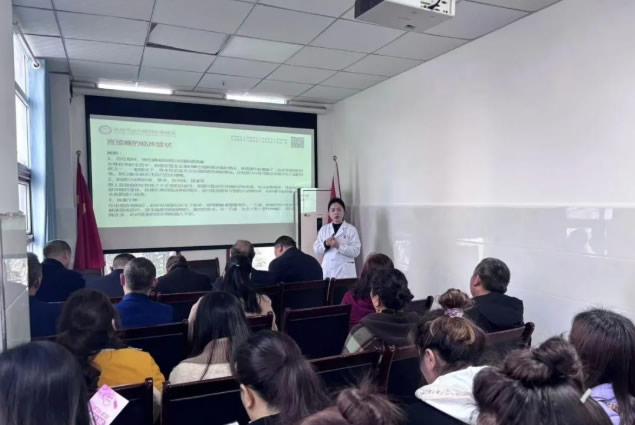 守护她力量   健康向未来---我院开展2026年“三八”妇女节健康知识讲座、义诊进社区活动