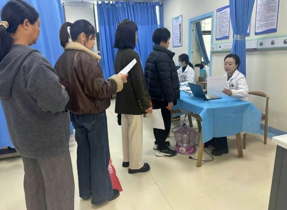 精准筛查“两癌”，守护妇女健康